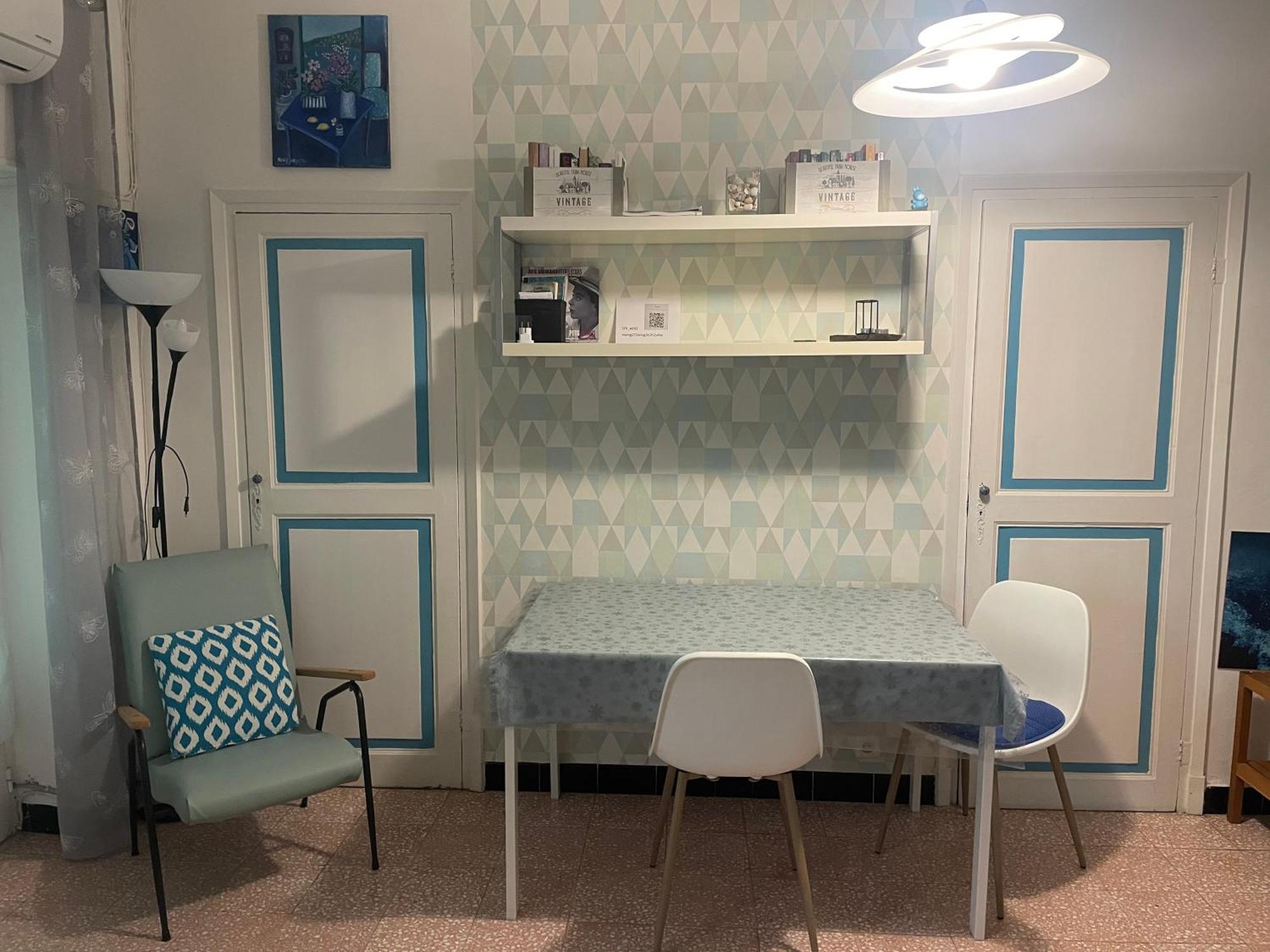 Welcome In The Cozy Blue Nest Pedestrian Menton Buitenkant foto