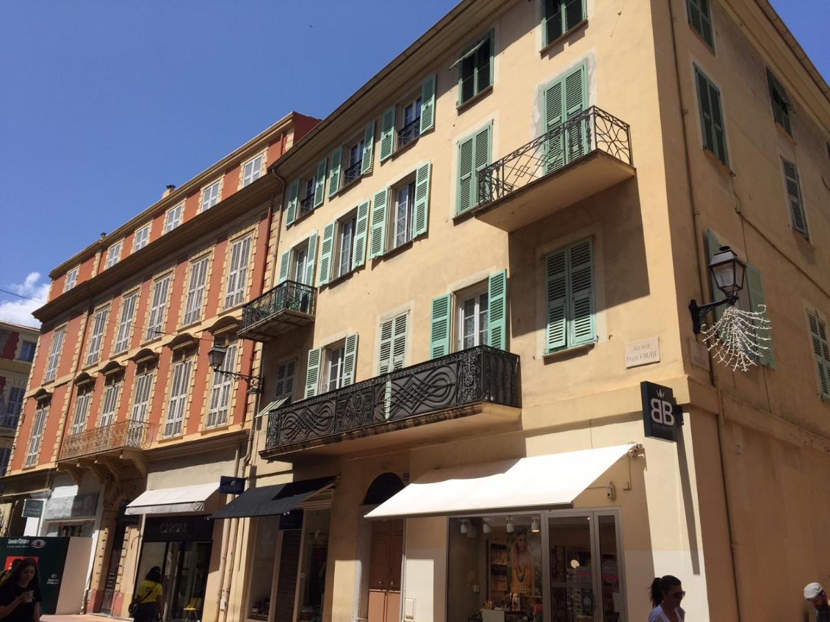 Welcome In The Cozy Blue Nest Pedestrian Menton Buitenkant foto